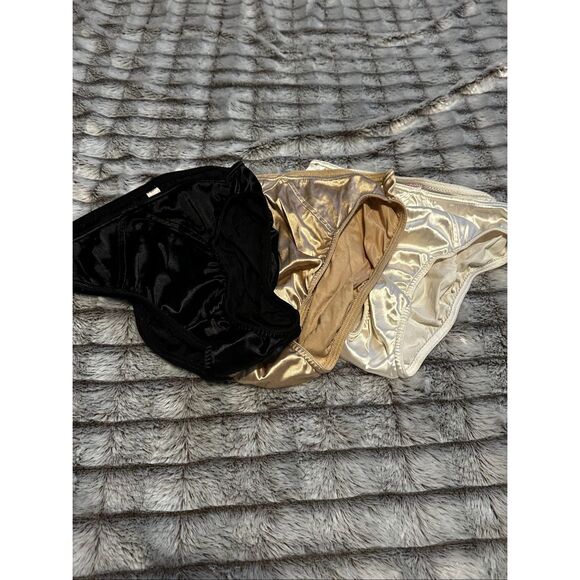 NWOT Women’s Victoria’s Secret Set of 3 Panties.  Black, Cream, and White Satin - Picture 1 of 7